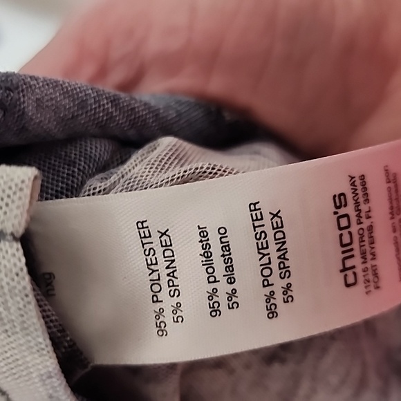 Chico’s Easywear Oriental Sheer Top sz 1 - Picture 3 of 6